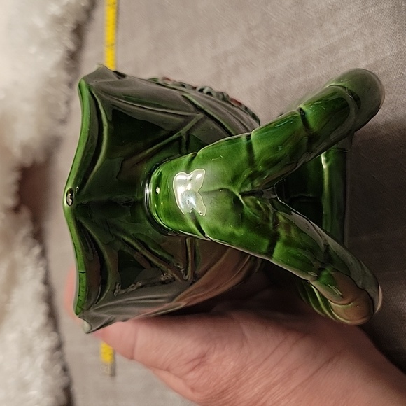 Vintage Christmas Ceramic Sleigh and Basket - Picture 10 of 16